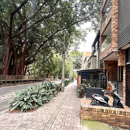 Apto Moderno En Laureles Меделин Екстериор снимка