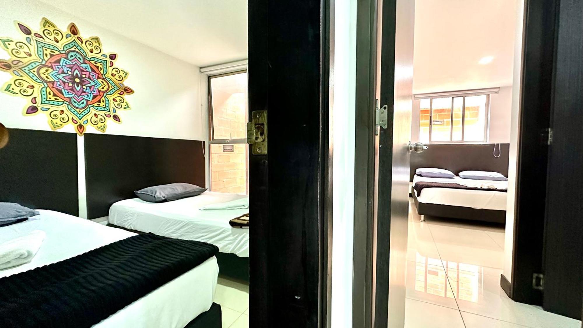 Apto Moderno En Laureles Меделин Екстериор снимка