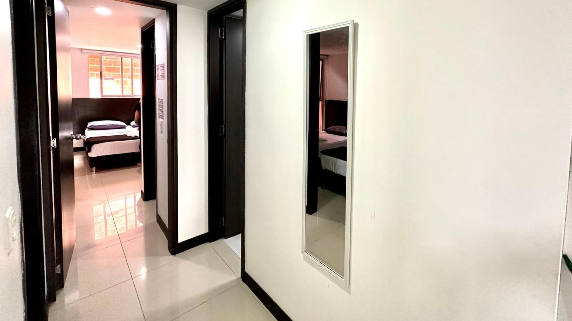 Apto Moderno En Laureles Меделин Екстериор снимка
