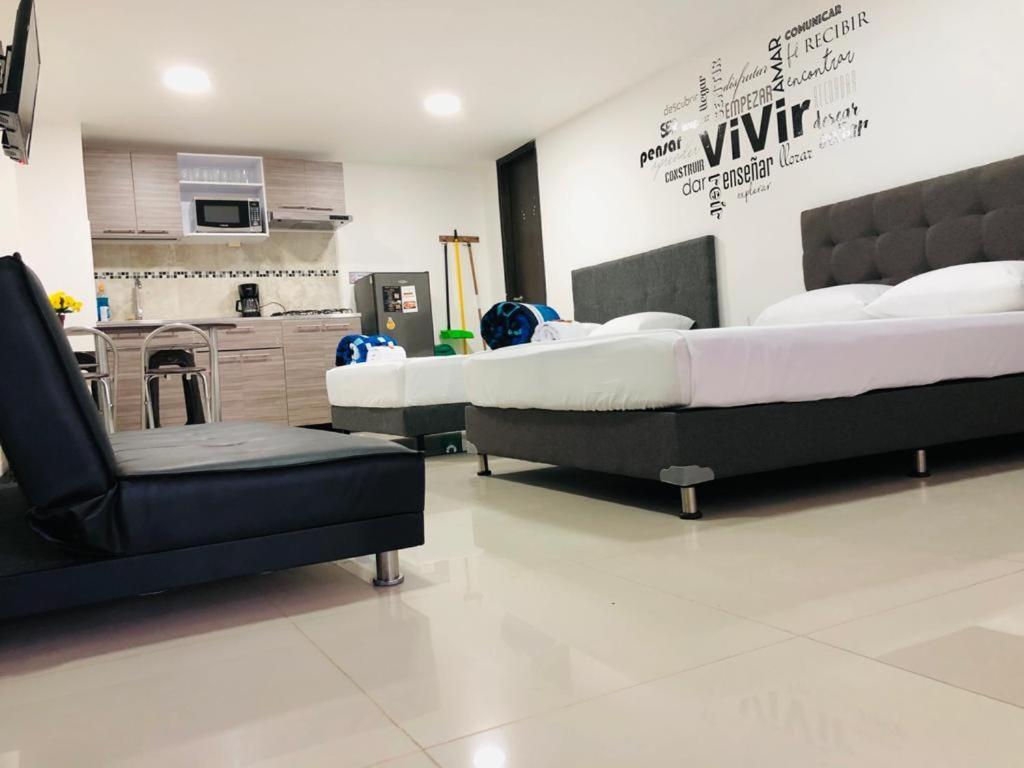 Apto Moderno En Laureles Меделин Екстериор снимка